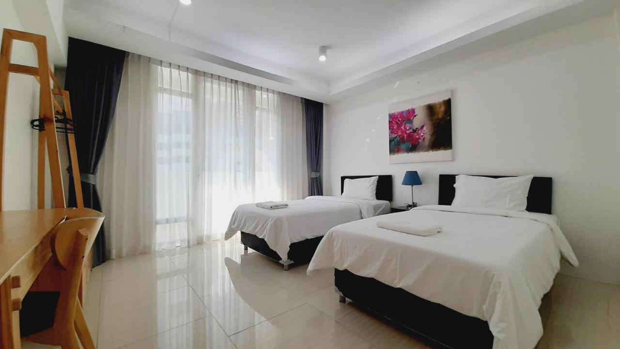 City Plaza Nana Hotel Бангкок Экстерьер фото