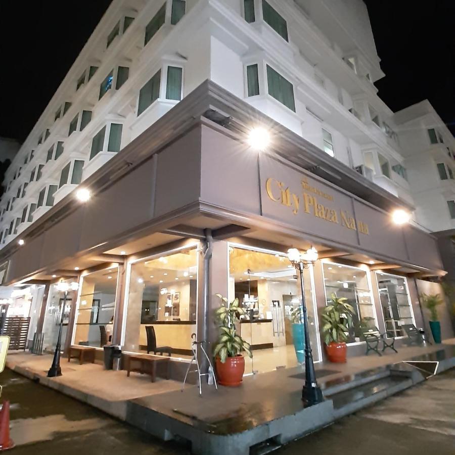 City Plaza Nana Hotel Бангкок Экстерьер фото